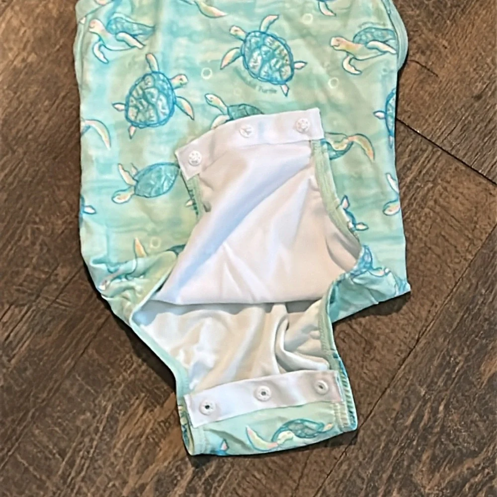 NWT Green Sprouts Baby Girls Lightweight Easy Change Swimsuit 6 mths‎ Turtle